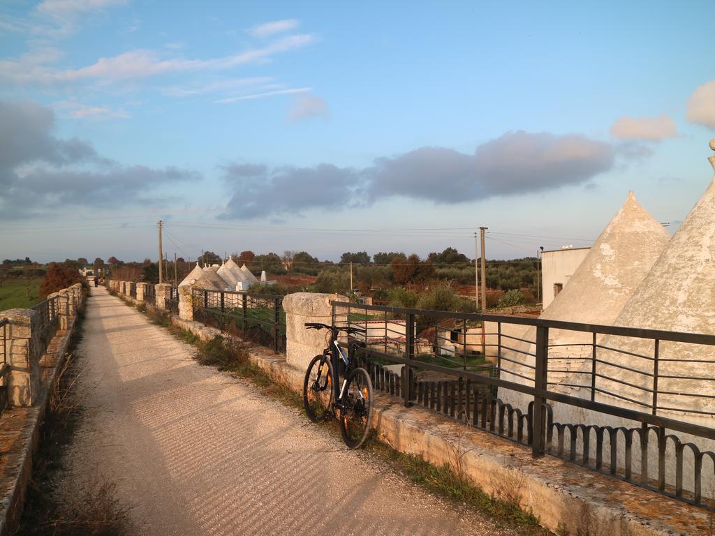 ロコロトンド I Trulli Di Figazzanoヴィラ エクステリア 写真